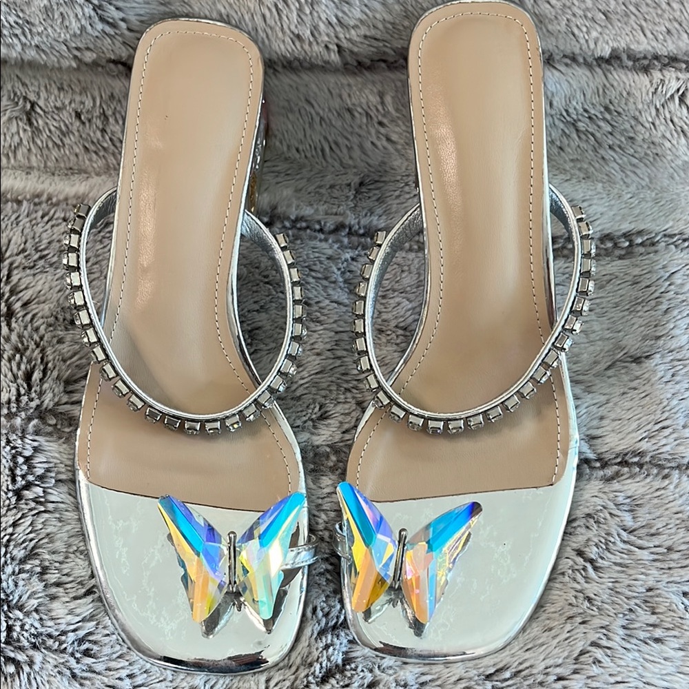 Elegant Silver Women's Sandals with Butterfly Accent